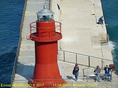 60a  - Fanale rosso ( Porto di Ancona - ITALIA)  Red  lantern of the Ancona harbour  - ITALY